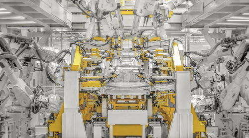 星越L竟是這樣造出來(lái)的 探秘吉利西安“黑燈工廠”，仿佛身處科幻世界